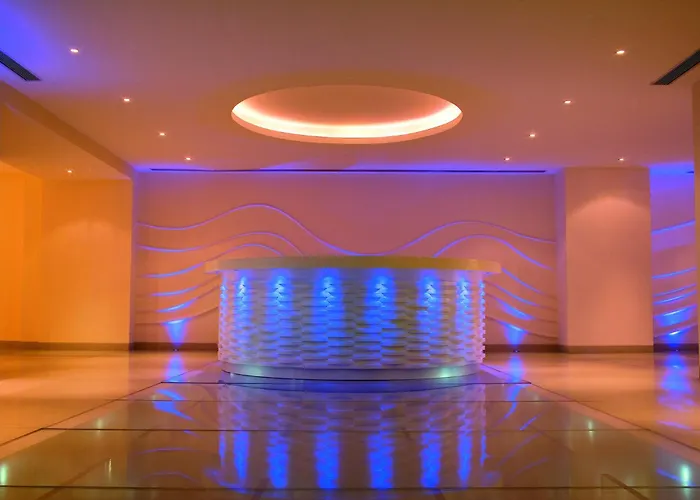 Jw Marriott Mumbai Juhu Hotel