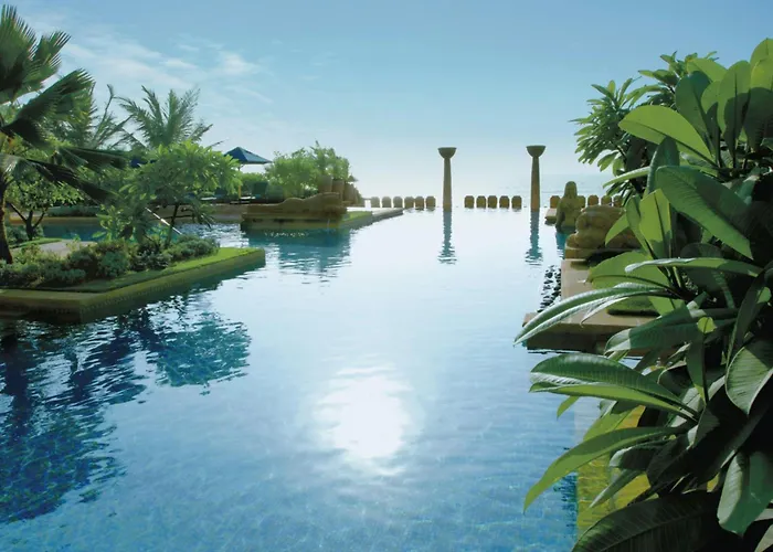 Jw Marriott Mumbai Juhu Hotel